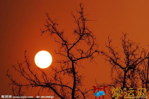 梦见白昼 梦见黑夜出太阳越来越亮刮大风