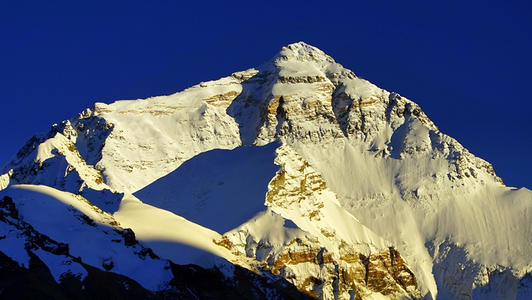 梦见山峰 梦到山峰是什么意思