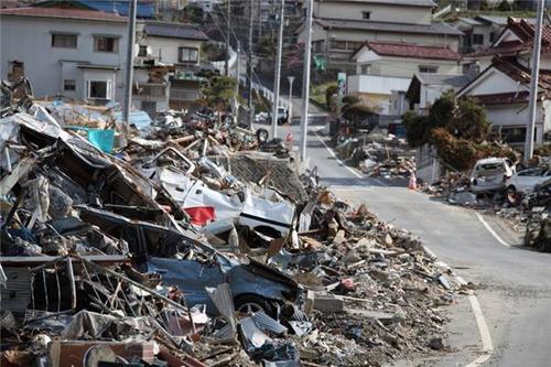 41.梦见地震,梦见地震是什么意思 梦到地震房屋倒塌但人安全